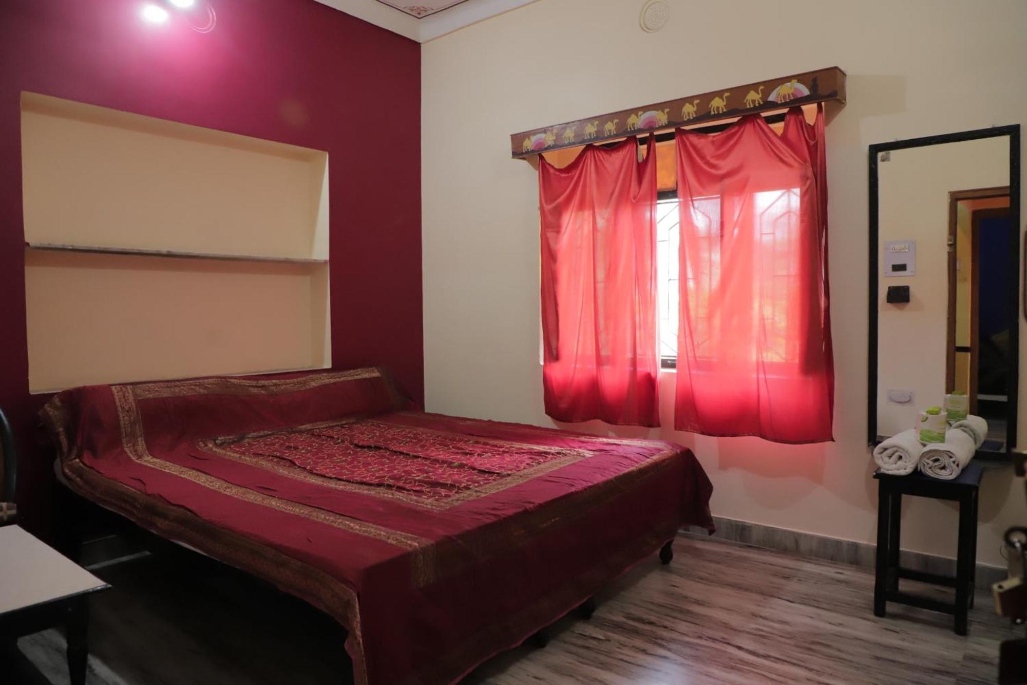 Hotel Everest Пушкар Екстер'єр фото